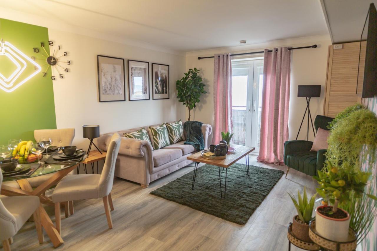 The Marine - Balcony - Beach View - Coorie Doon Stays Ayr Eksteriør bilde